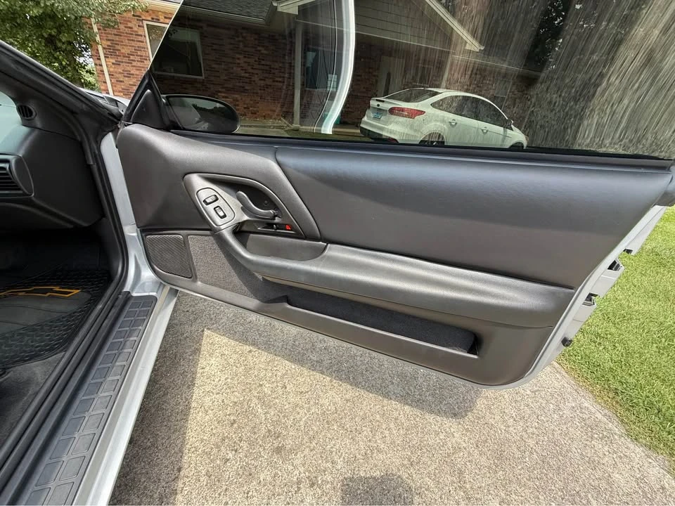 2002 Chevrolet Camaro SS 4th Gen - Image 10 of 19
