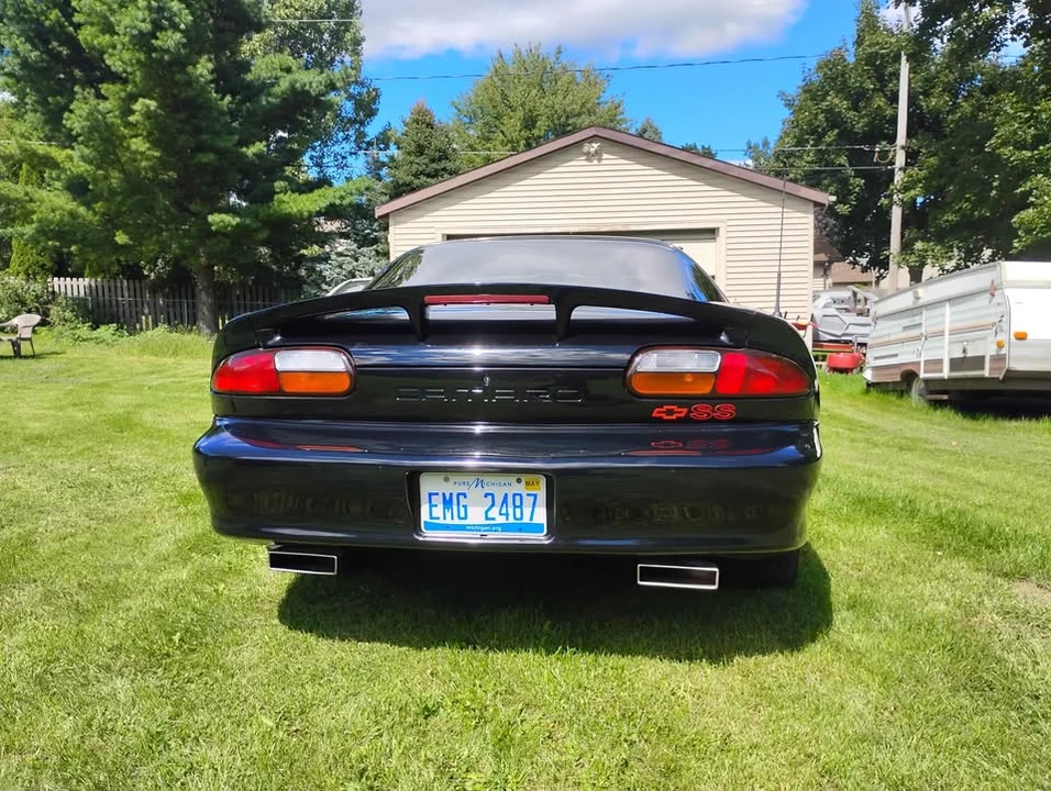 2002 Chevrolet Camaro SS 4th Gen - Image 4 of 9