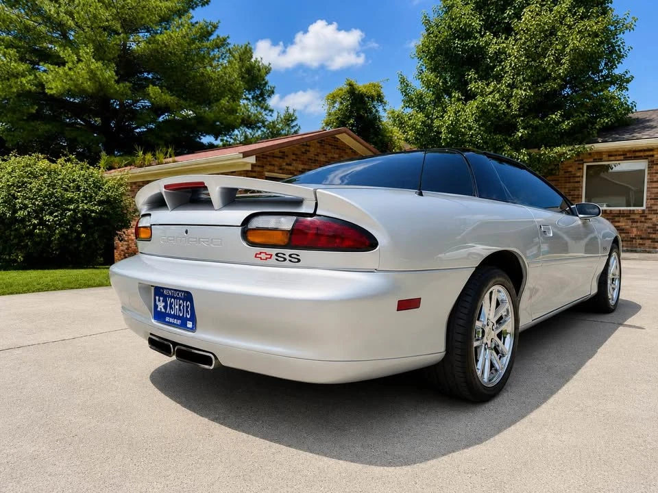2002 Chevrolet Camaro SS 4th Gen - Image 4 of 19