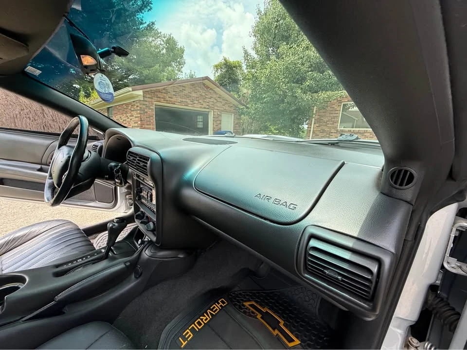 2002 Chevrolet Camaro SS 4th Gen - Image 11 of 19