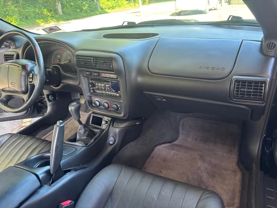 2002 Chevrolet Camaro SS 4th Gen - Image 13 of 17
