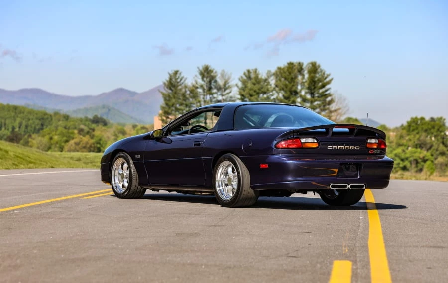 2002 Chevrolet Camaro SS 4th Gen - Image 10 of 31