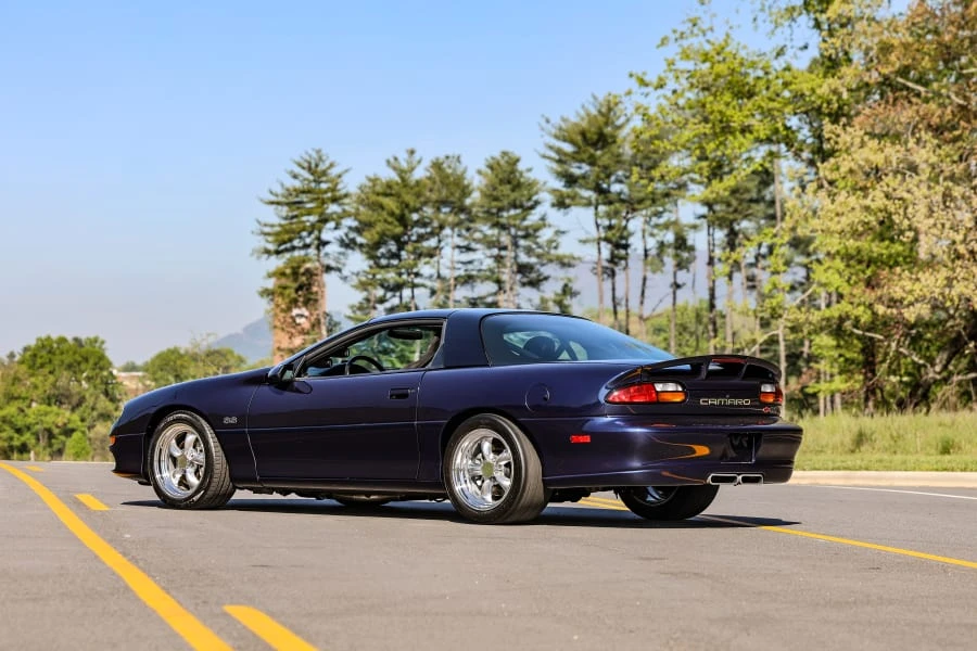 2002 Chevrolet Camaro SS 4th Gen - Image 4 of 31