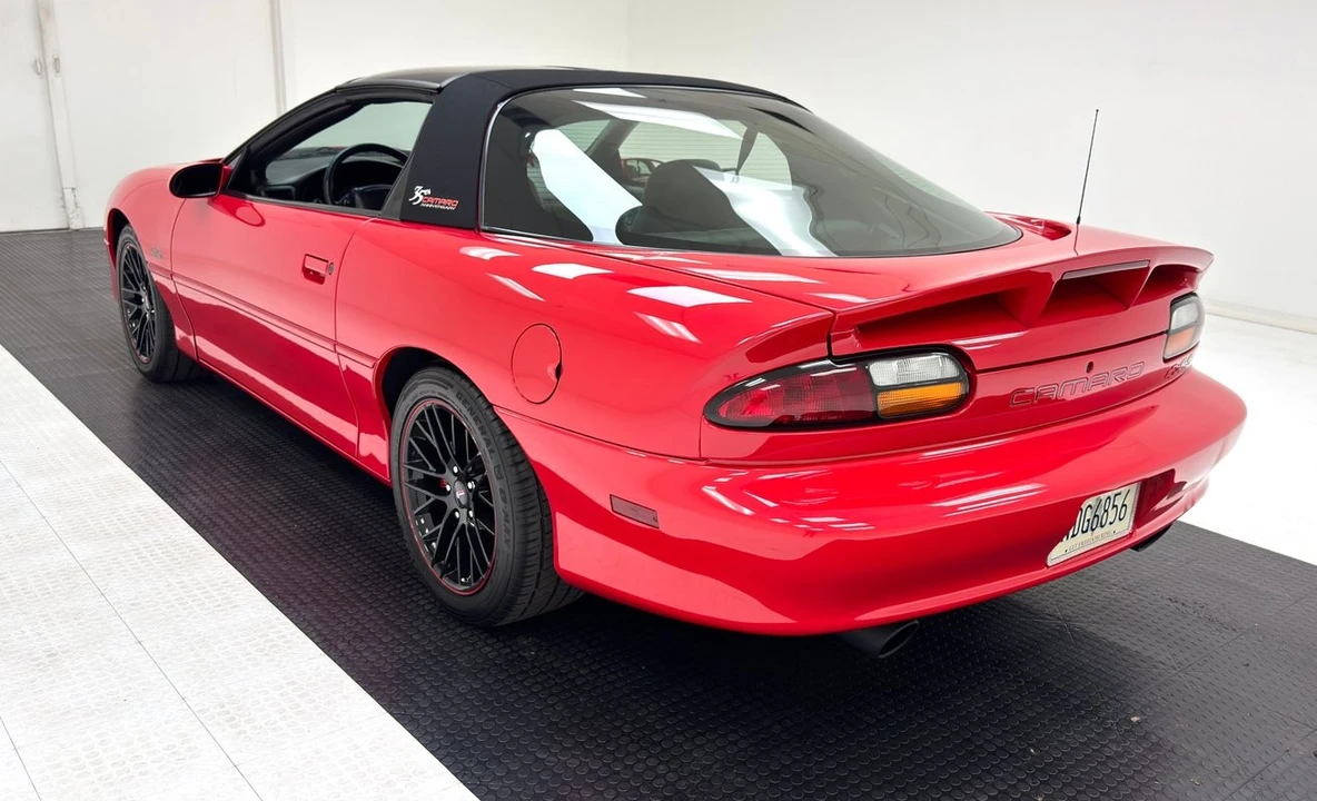 2002 Chevrolet Camaro SS 4th Gen - Image 5 of 31