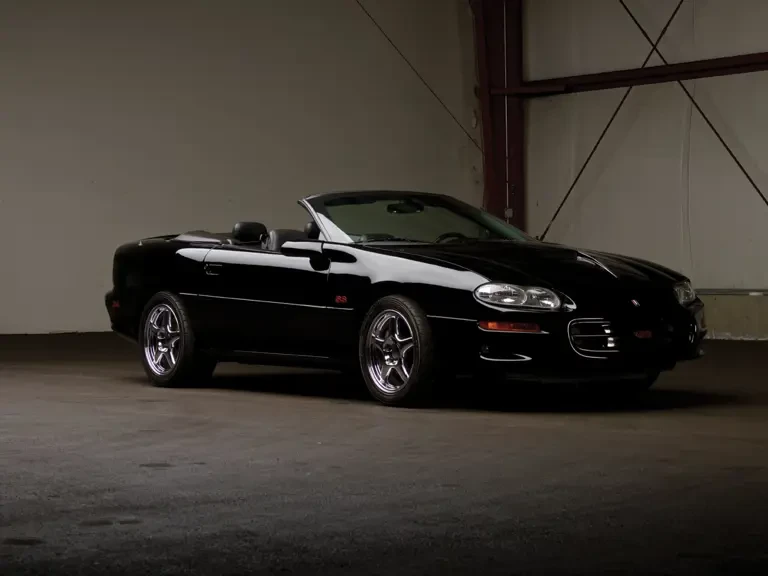 2002 Chevrolet Camaro SS 4th Gen - Image 2 of 2