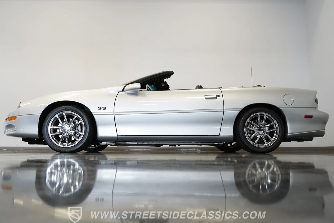 2002 Chevrolet Camaro SS 4th Gen - Image 10 of 31