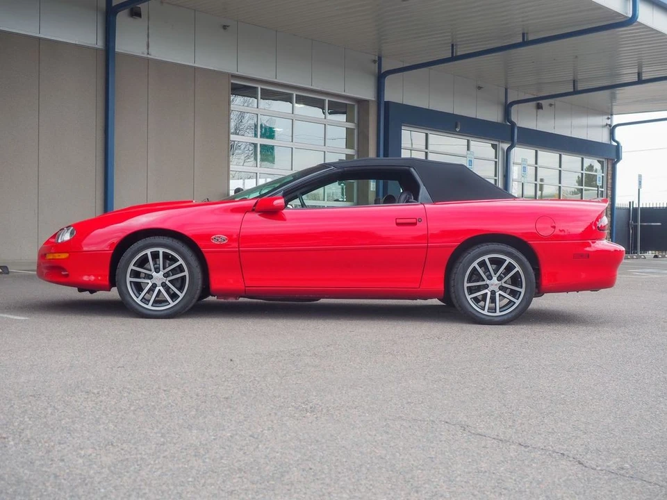 2002 Chevrolet Camaro SS 4th Gen - Image 10 of 31