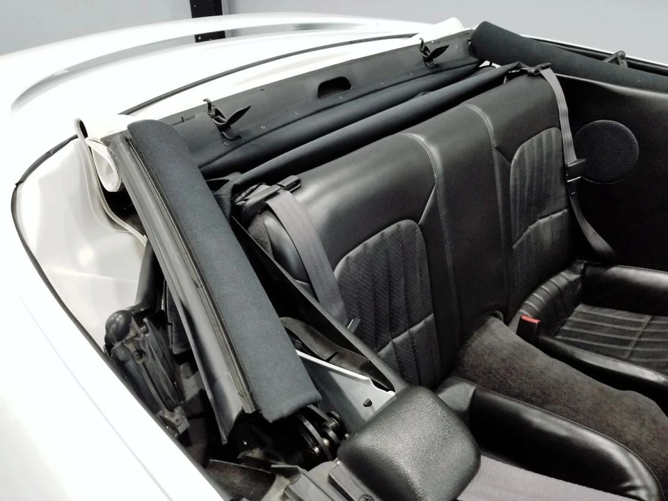 2002 Chevrolet - Image 23 of 31
