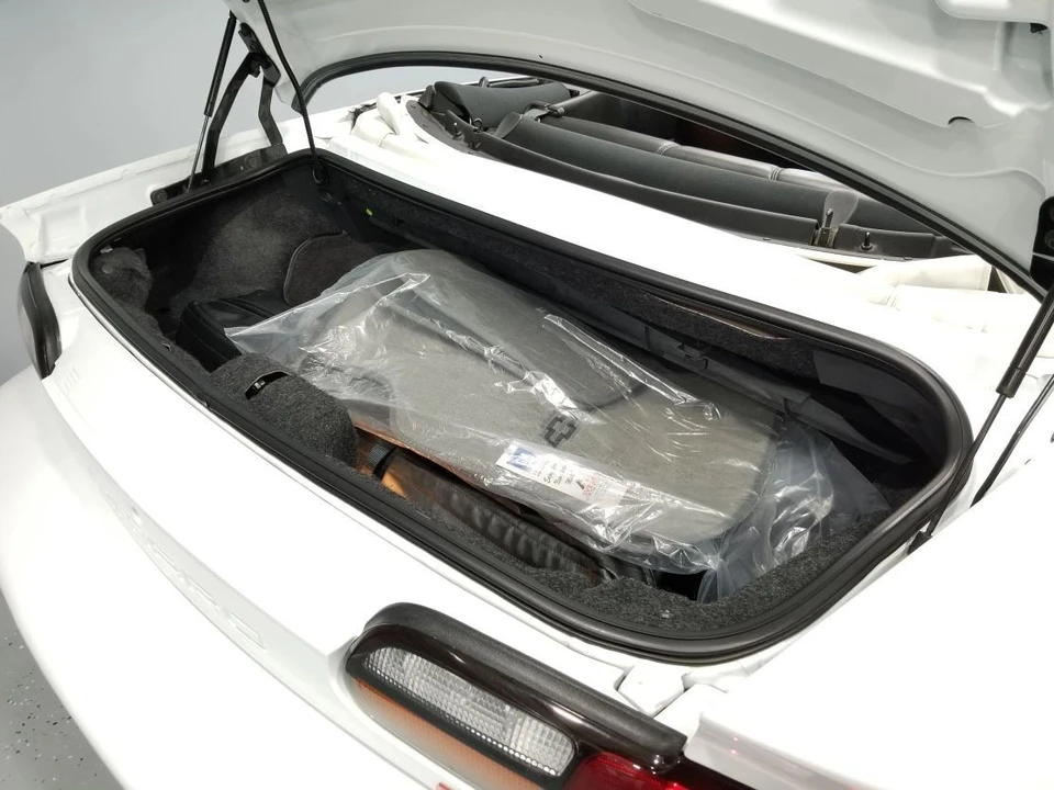 2002 Chevrolet - Image 30 of 31