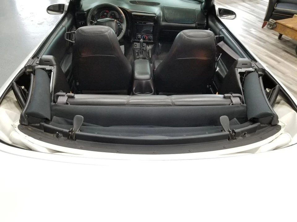 2002 Chevrolet - Image 27 of 31