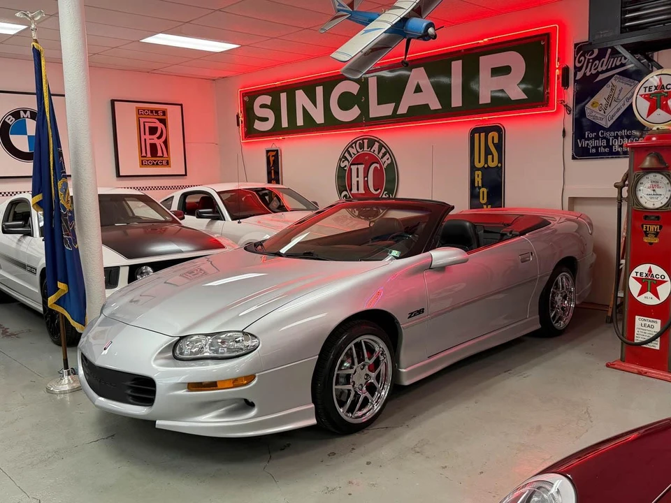 2002 Chevrolet Camaro Z28 4th Gen - Image 3 of 31
