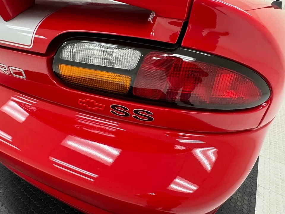 2002 Chevrolet Camaro SS 4th Gen - Image 26 of 31