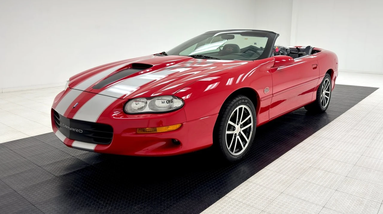 2002 Chevrolet Camaro SS 4th Gen - Image 2 of 31