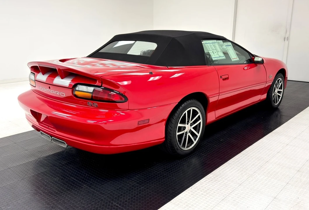 2002 Chevrolet Camaro SS 4th Gen - Image 8 of 31