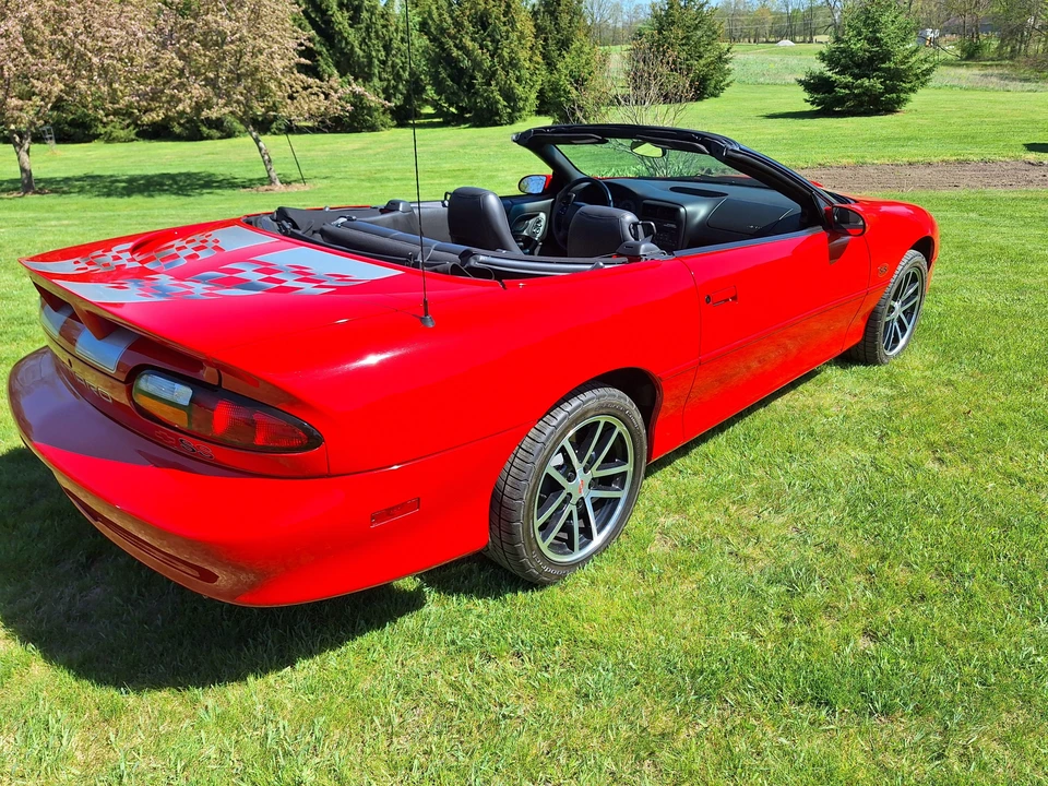 2002 Chevrolet Camaro SS 4th Gen - Image 8 of 31