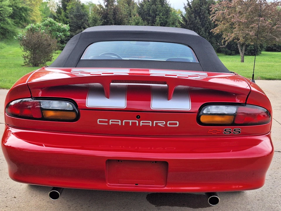 2002 Chevrolet Camaro SS 4th Gen - Image 18 of 31