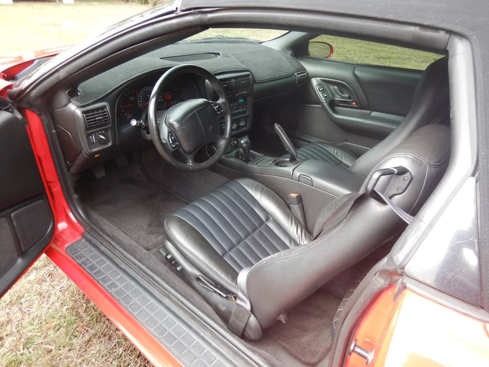 2002 Chevrolet Camaro SS 4th Gen - Image 8 of 16