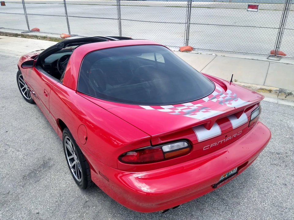 2002 Chevrolet Camaro SS 4th Gen - Image 10 of 31