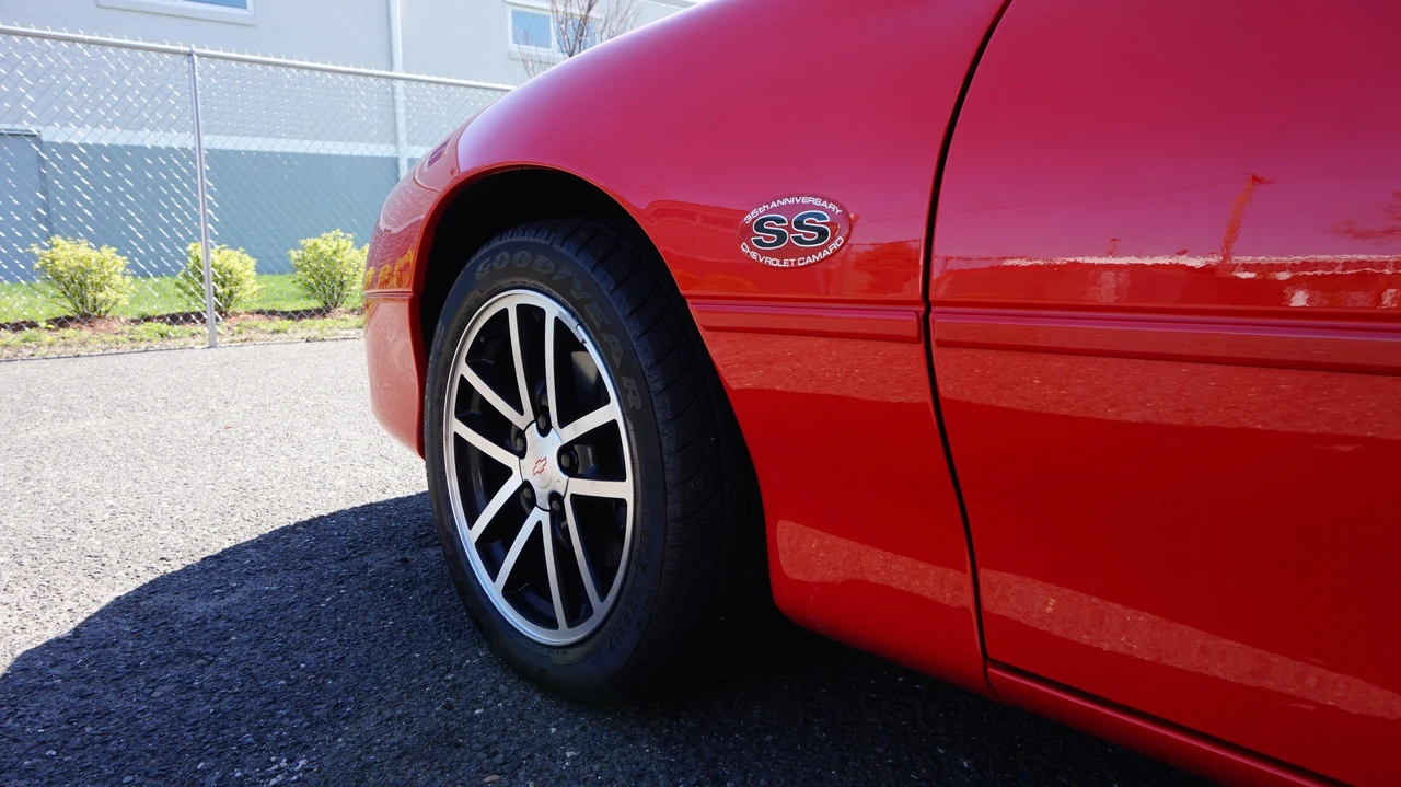 2002 Chevrolet Camaro SS 4th Gen - Image 28 of 31