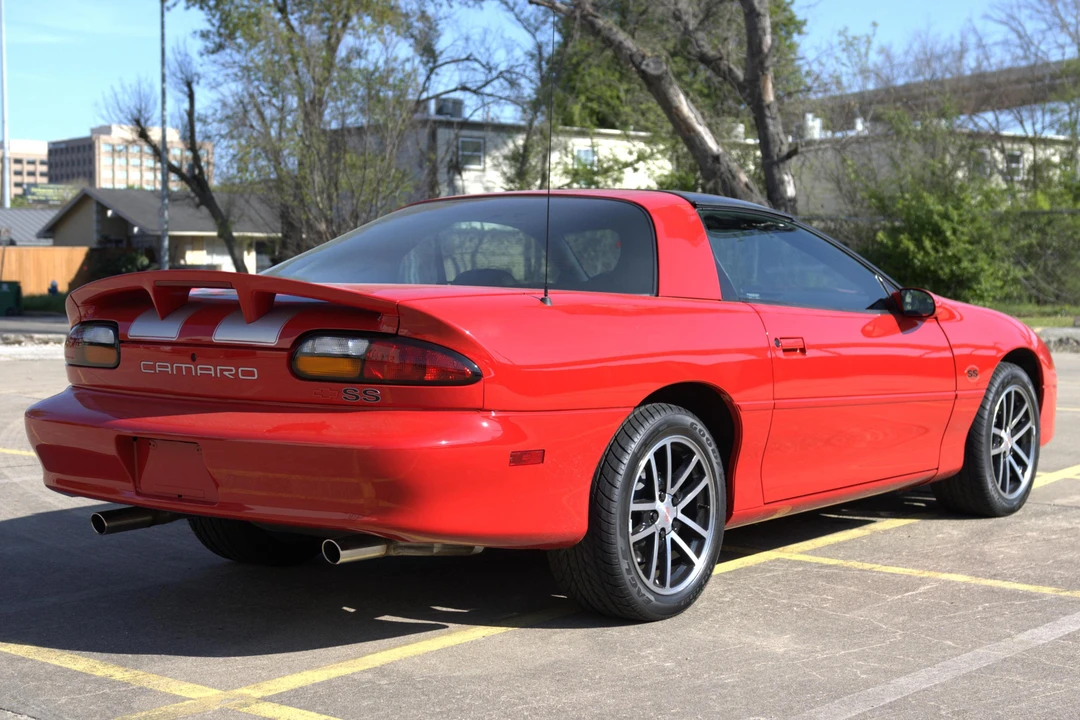 2002 Chevrolet Camaro SS 4th Gen - Image 4 of 31
