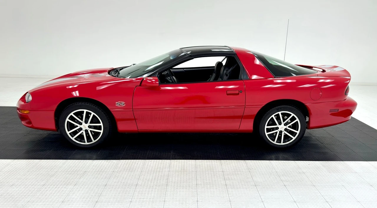 2002 Chevrolet Camaro SS 4th Gen - Image 2 of 12