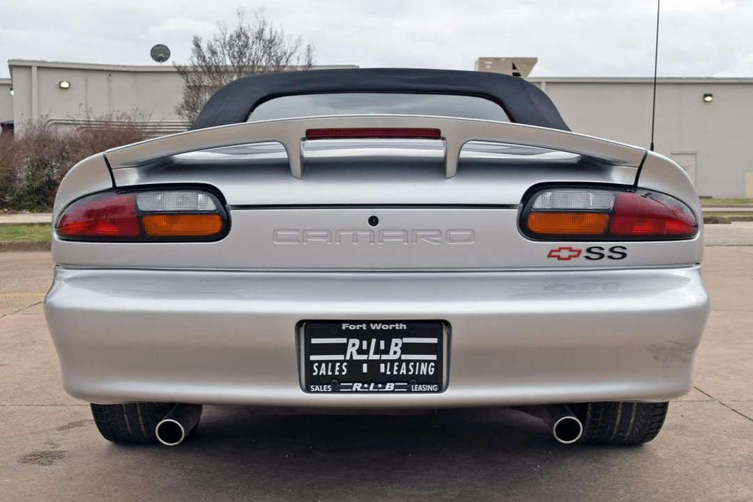 2002 Chevrolet Camaro SS 4th Gen - Image 5 of 5