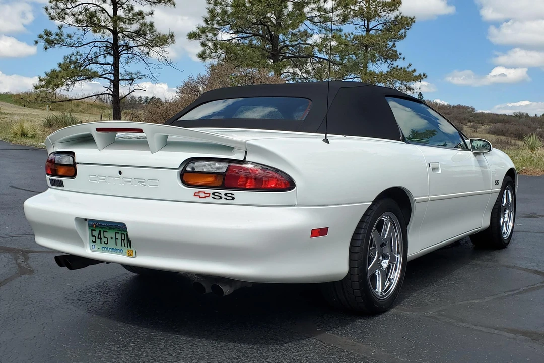 2002 Chevrolet Camaro SS 4th Gen - Image 4 of 31