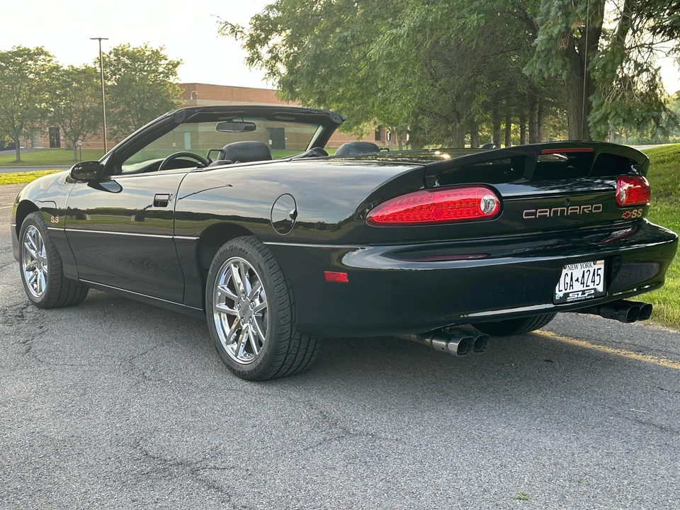 2002 Chevrolet Camaro SS 4th Gen - Image 10 of 31