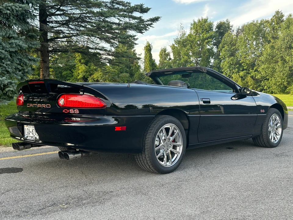 2002 Chevrolet Camaro SS 4th Gen - Image 12 of 31