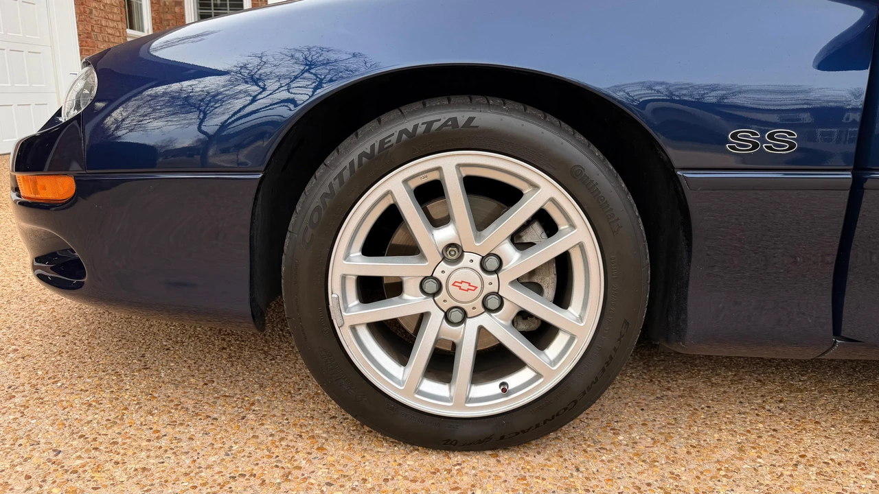 2002 Chevrolet Camaro SS 4th Gen - Image 29 of 31