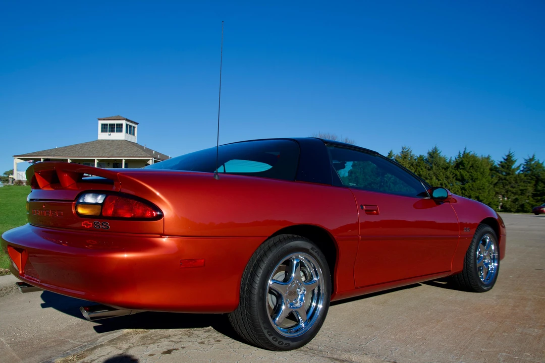 2002 Chevrolet Camaro SS 4th Gen - Image 17 of 31