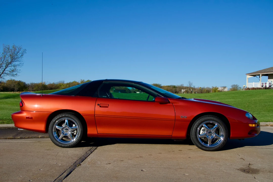 2002 Chevrolet Camaro SS 4th Gen - Image 20 of 31