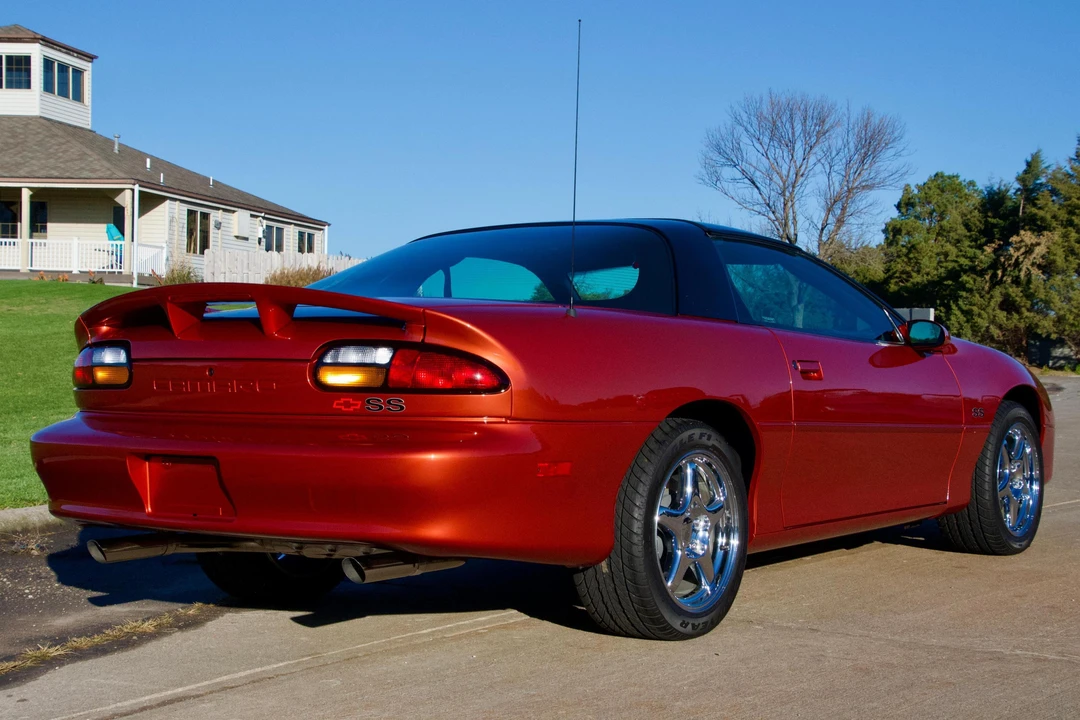 2002 Chevrolet Camaro SS 4th Gen - Image 4 of 31