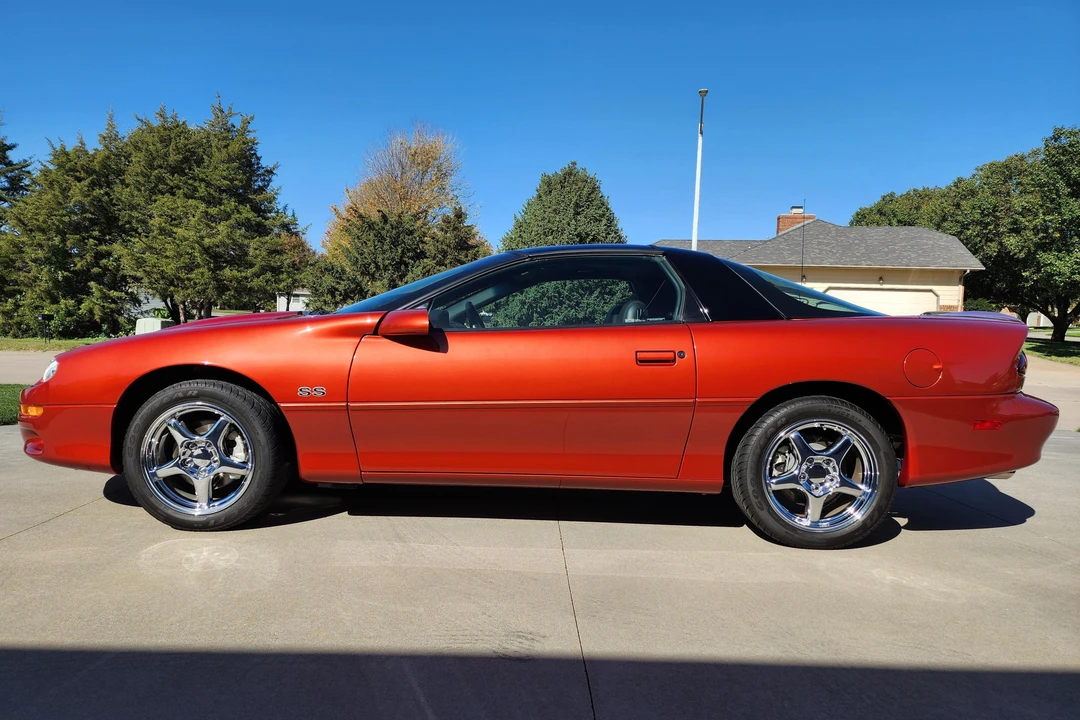 2002 Chevrolet Camaro SS 4th Gen - Image 3 of 31