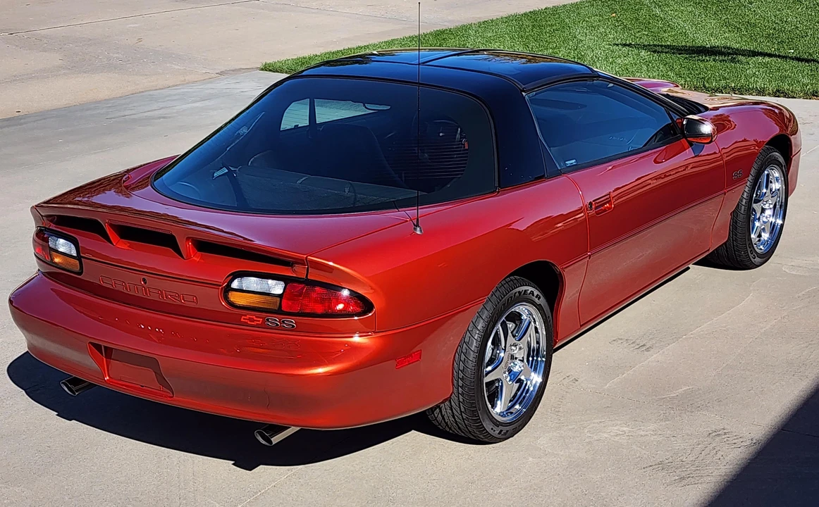 2002 Chevrolet Camaro SS 4th Gen - Image 16 of 31