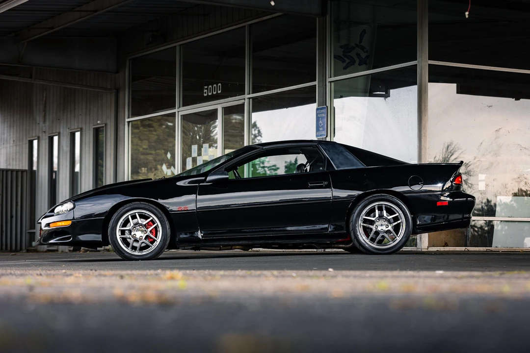 2002 Chevrolet Camaro SS 4th Gen - Image 12 of 31