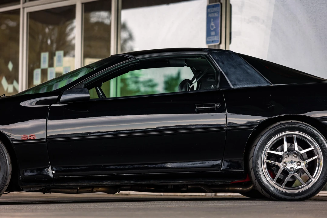 2002 Chevrolet Camaro SS 4th Gen - Image 26 of 31