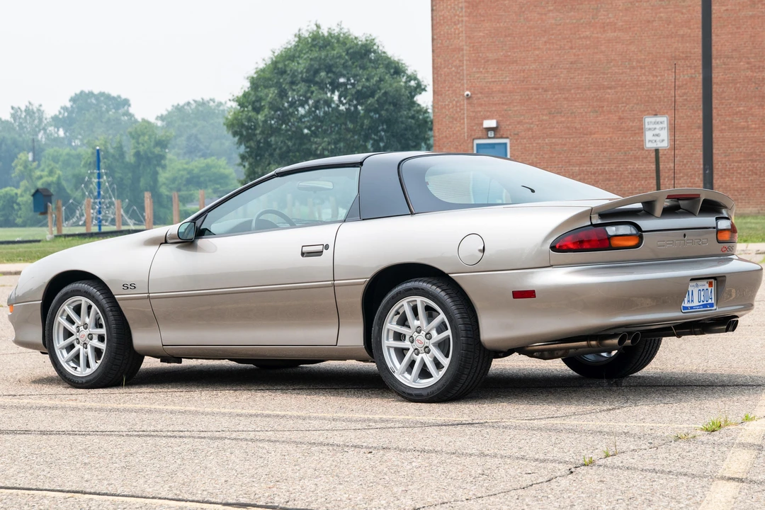 2002 Chevrolet Camaro SS 4th Gen - Image 6 of 31