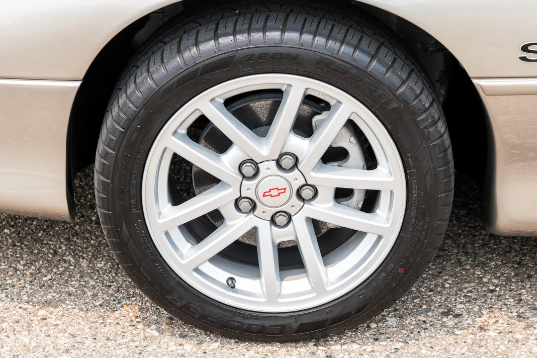 2002 Chevrolet Camaro SS 4th Gen - Image 26 of 31