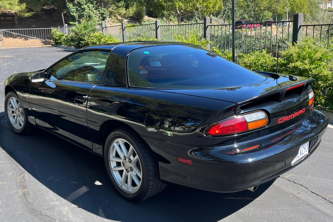 2002 Chevrolet Camaro SS 4th Gen - Image 4 of 31