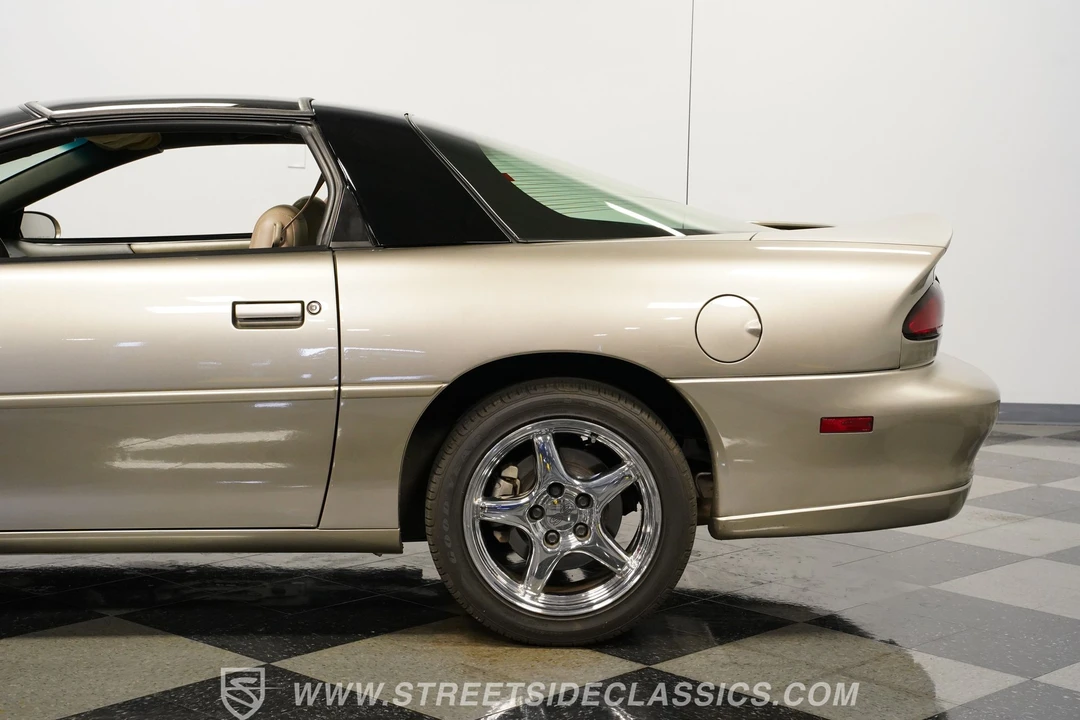 2002 Chevrolet Camaro SS 4th Gen - Image 18 of 31