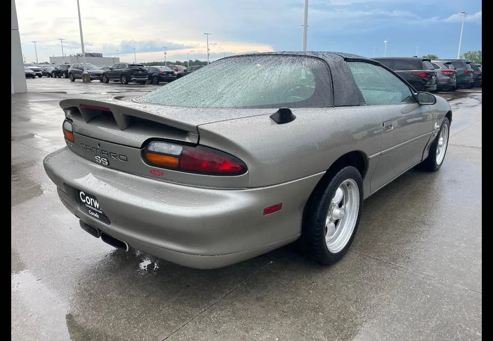 2002 Chevrolet Camaro SS 4th Gen - Image 5 of 10