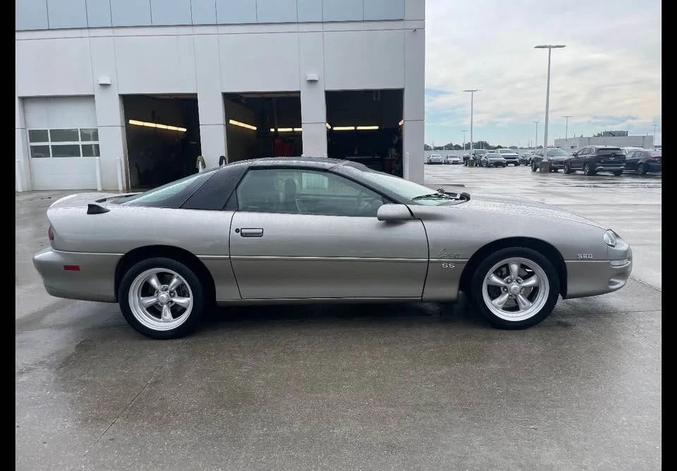 2002 Chevrolet Camaro SS 4th Gen - Image 6 of 10