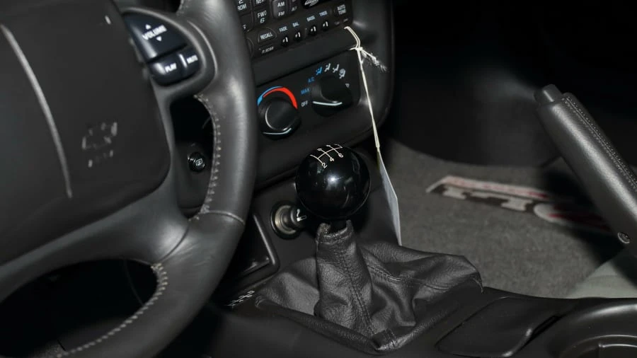 2002 Chevrolet Camaro 4th Gen - Image 10 of 20