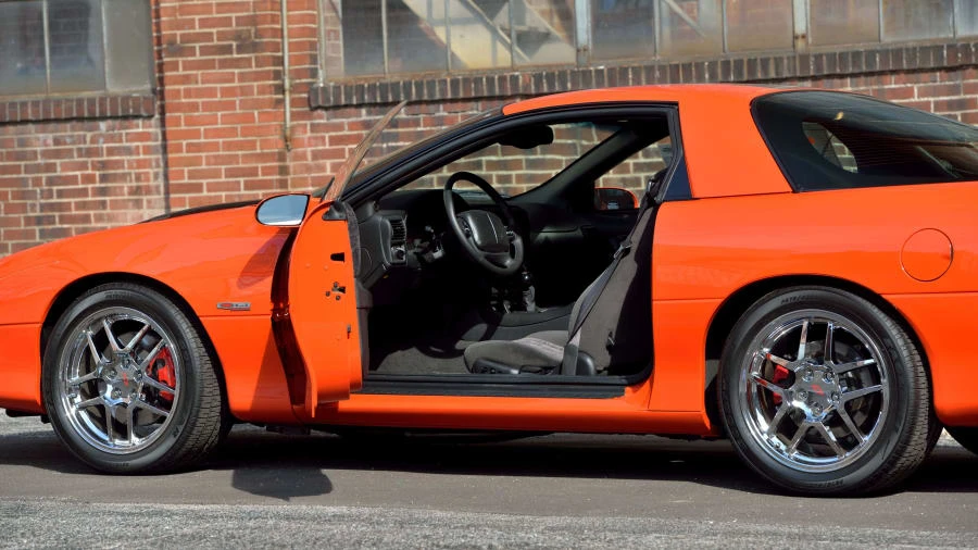 2002 Chevrolet Camaro 4th Gen - Image 17 of 31