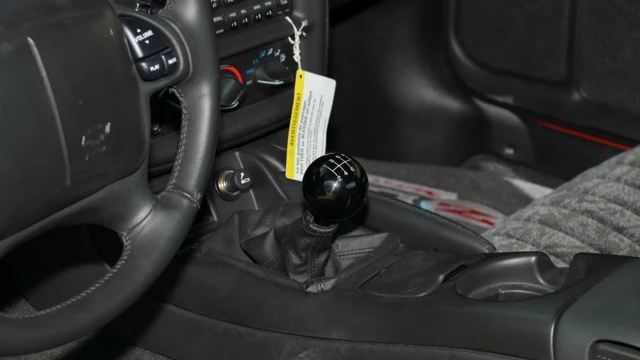 2002 Chevrolet Camaro 4th Gen - Image 10 of 24