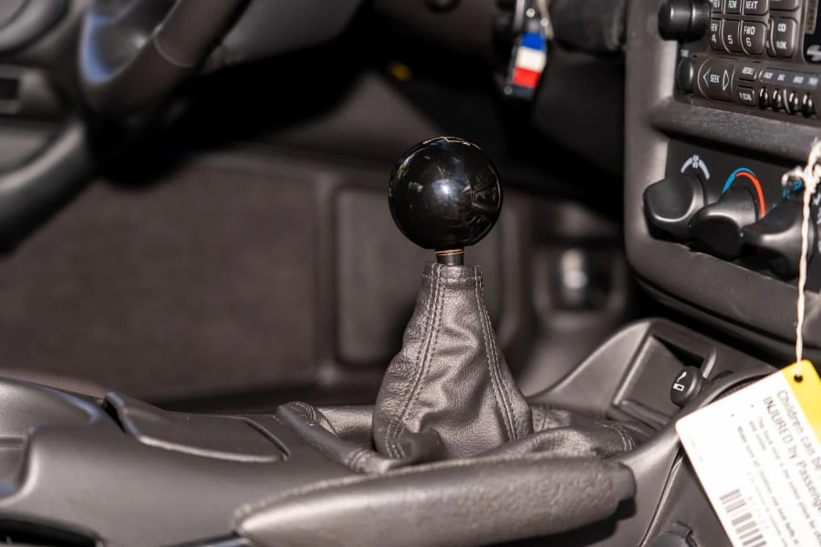 2002 Chevrolet Camaro - Image 24 of 28