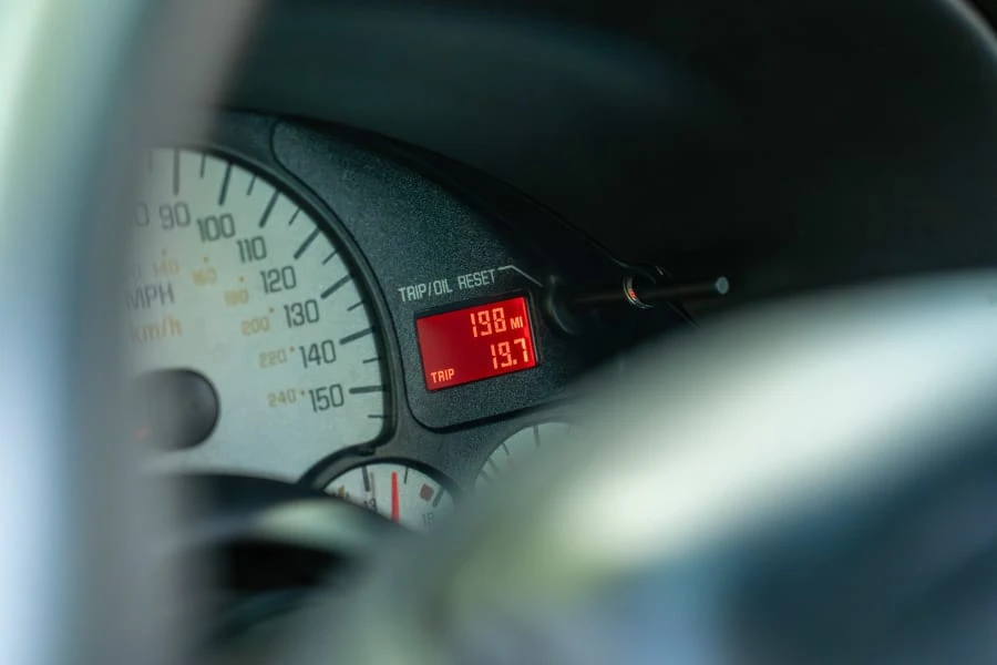 2002 Chevrolet Camaro - Image 23 of 28