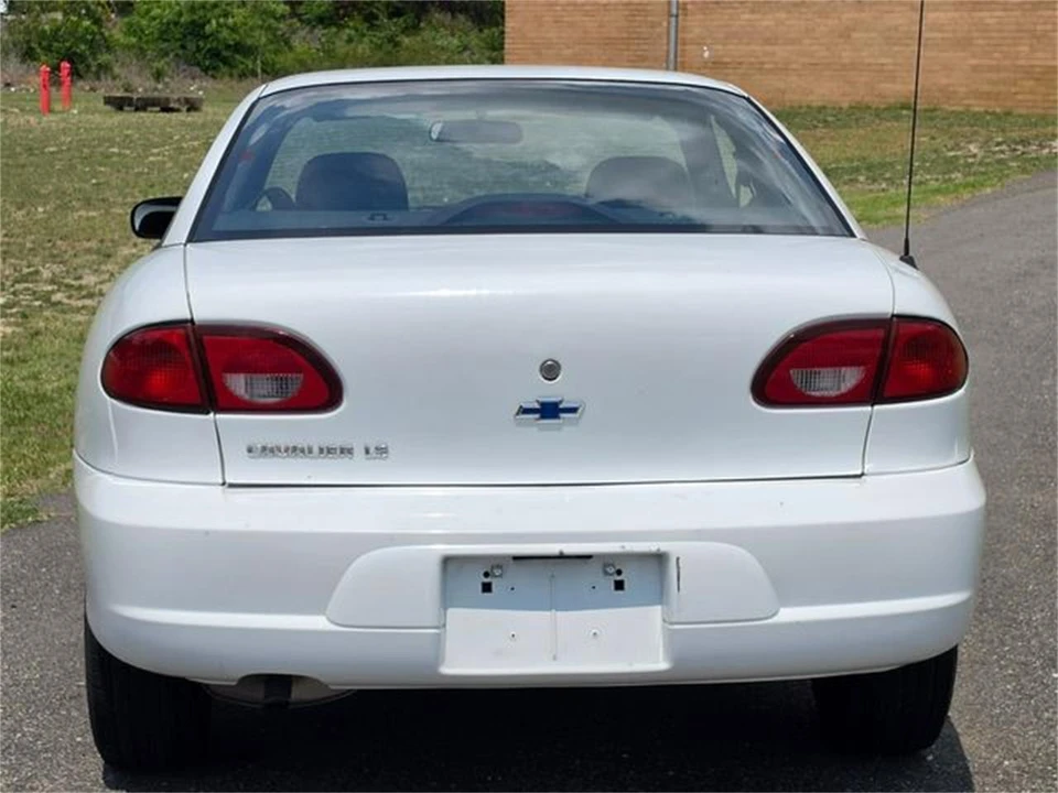 2002 Chevrolet Cavalier - Image 9 of 31