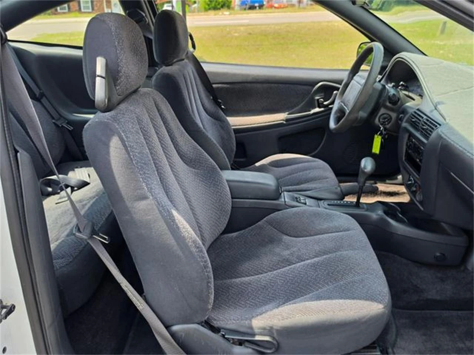 2002 Chevrolet Cavalier - Image 29 of 31